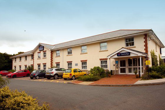 Travelodge Plymouth Roborough Экстерьер фото